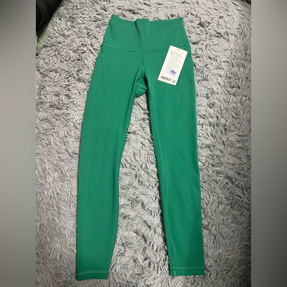 Lululemon Wunder Train HR Tight 25” *Pockets